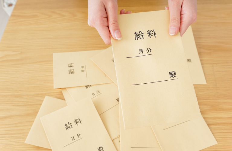 可能性ある業界で高収入を目指せるドライバー求人 | 東京で運送の求人なら手厚いサポートで未経験者歓迎のDive
